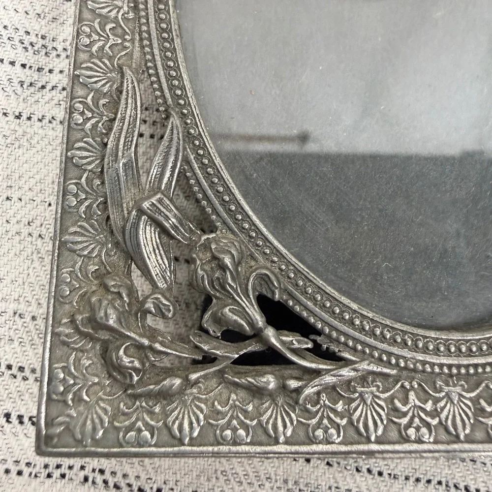 Vintage Silver Plated Rectangular Ornate Photo Frame Oval Window Art Nouveau